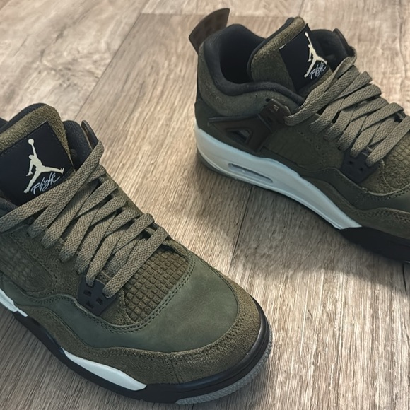 Jordan Other - Jordan Green Sneakers with Cushioned Midsole and Mesh Upper